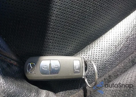 2014 Mazda Mazda3 S Grand Touring z USA, uszkodzony, nr VIN JM1BM1M33E1172953